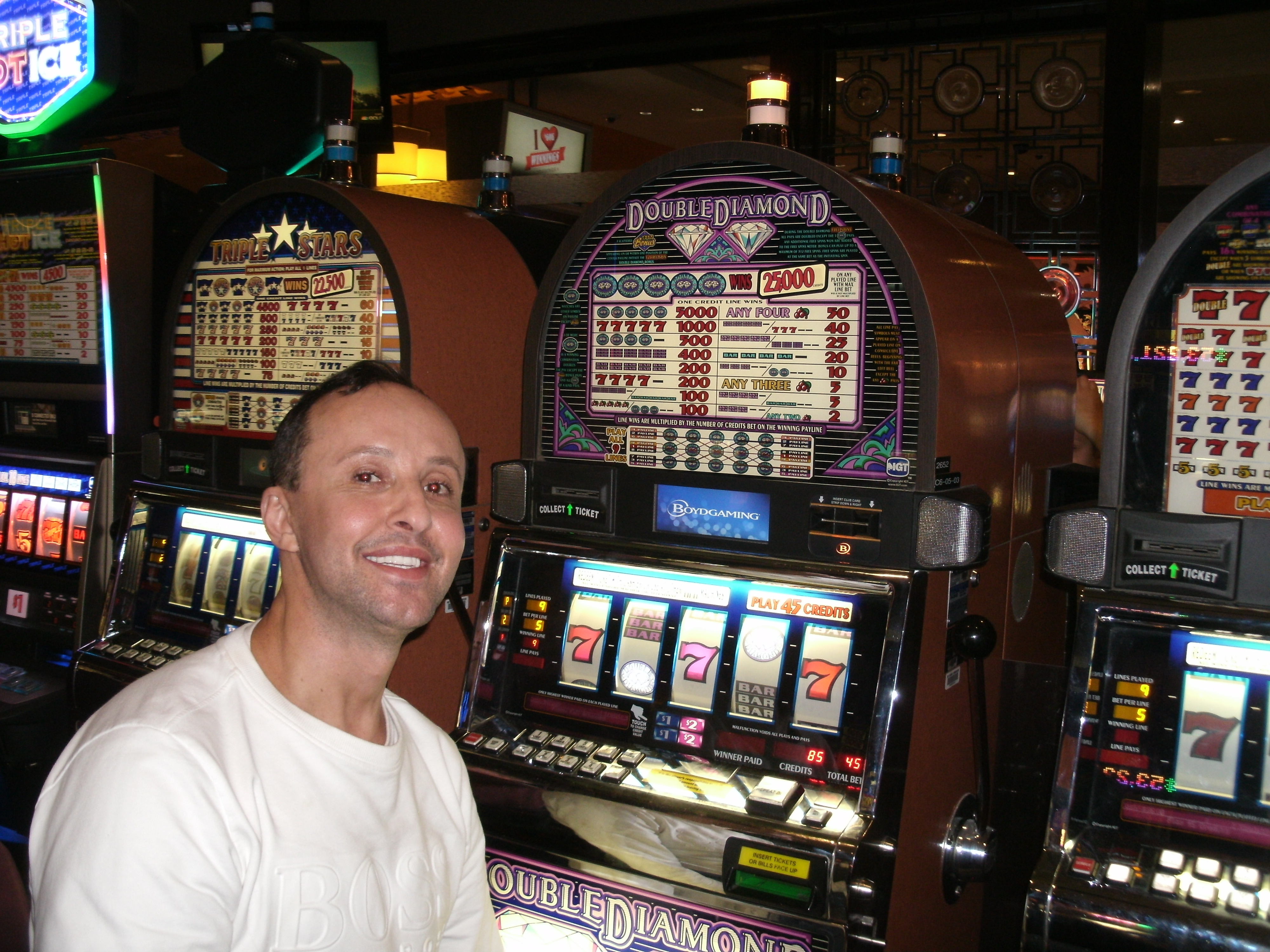 Eat Em Up Slot Machine Play online, free